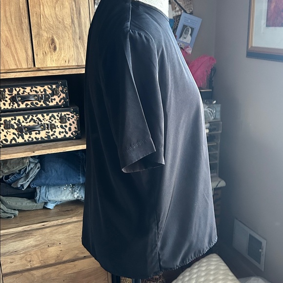 Black Short Sleeve Blouse with Shoulder Pads - 8 - Picture 2 of 3